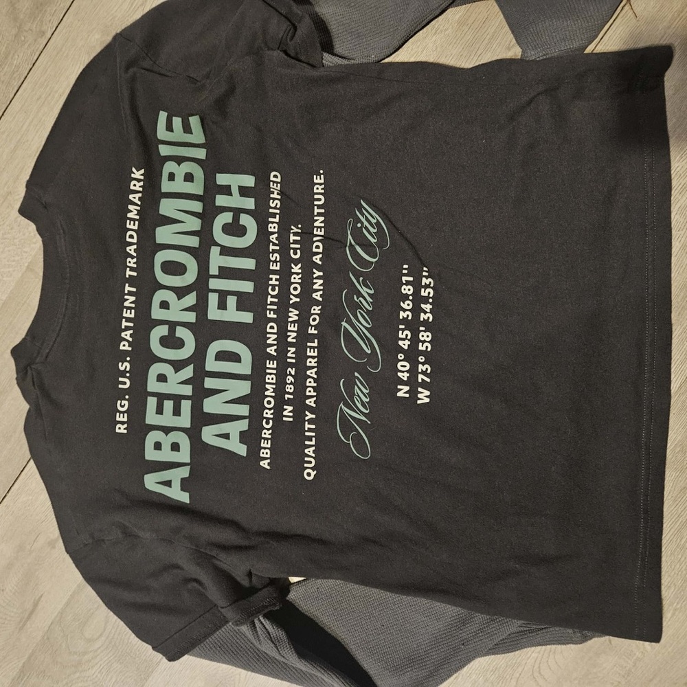 Abercrombie & Fitch Black Long Sleeve Tee